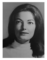 Laurel Bonner's Instagram, Twitter & Facebook