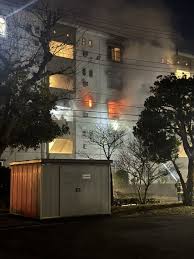 火事情報】神奈川県川崎市麻生区虹ケ丘２丁目付近 集合住宅建物から火の手あがる火災1月30日 川崎 虹ケ丘 火災 : ニュース速報あれこれ総合