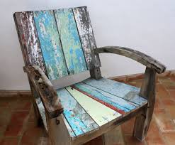 casa e bali garden chair made from reclaimed boat wood meuble bois bois indonesie