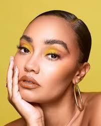Her parents got divorced in 2009. House Of Solo On Instagram Leighannepinnock Photo Leeandarthur Stylist Ozzyshahstylist Hair Aaroncarlohair Visuais De Maquiagem Misturinha Patroa