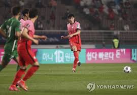 Juventus và bắc kinh quốc an cũng có thể đạt được thỏa thuận về việc chuyển nhượng kim min jae ngay lập tức. Centerback Kim Min Jae On Juve Speculation I M Not Yet Good Enough For That Club Yonhap News Agency