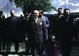 İşte ulu önder mustafa kemal atatürk'ün fotoğrafları. Genelkurmay Dan Renkli Ataturk Fotograflari Foto Galerisi