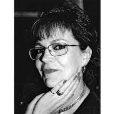 Linda Seefeldt's Instagram, Twitter & Facebook