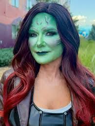 Amber Corriveau's Instagram, Twitter & Facebook