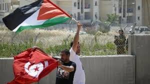 يستضيف المنتخب التونسي جاره الجزائري ودياً في دربي قوي ومثير استعداداً للتصفيات الإفريقية المؤهلة لكأس العالم fifa قطر 2022™. ØªÙˆÙ†Ø³ ØªØ¹Ù„Ù† Ø¹Ù† ØªØ¶Ø§Ù…Ù†Ù‡Ø§ Ù…Ø¹ ÙÙ„Ø³Ø·ÙŠÙ† Ø¥Ø«Ø± Ø§Ù„ØªØµØ¹ÙŠØ¯ Ø§Ù„ØµÙ‡ÙŠÙˆÙ†ÙŠ