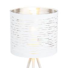 Kit plafonnier 3m blanc notre kit de plafonnier est compose : Lampe De Chevet Metal Chrome Abat Jour Motif Lampe De Table De Forme Ronde Avec Cadre Blanc 3 Pieds 1x E14 Pxh 17x35 Cm Etc Shop Lampes Mobilier Technologie Tout D Une Source