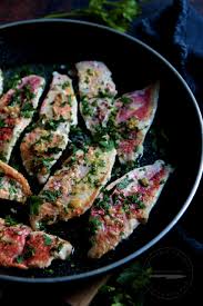 Filets De Rougets Poeles A L Ail Et Au Persil L Atelier De Steph Et Lolie Filets De Rouget Poelees Recettes Poissons Et Fruits De Mer