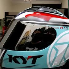 Fitur kyt r10 dan kyt rc7 menurut sy gk ada bedanya beda di bentuk aja kali yaaa info pemesanan wa: Jual Produk Helm Kyt Rc7 K2r R10 Termurah Dan Terlengkap Maret 2021 Bukalapak