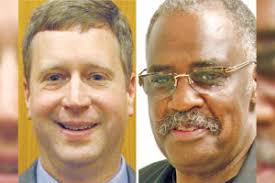 10 apply for Lowndes posts