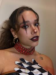 Kylie Hurst (kylierosehurst)