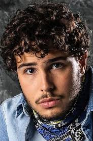 Arthur Almeida : biographie, filmographie, photos & vidéos