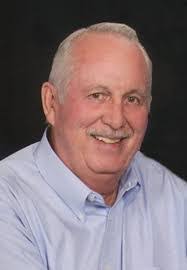 Jennifer Anspach's Instagram, Twitter & Facebook