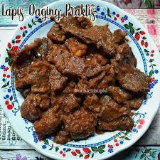 Resep bistik daging khas solo from www.masakapahariini.com tiriskan dagingnya, saring air kaldunya untuk digunakan nanti. 64 Ide Daging Sapi Di 2021 Daging Sapi Daging Resep Masakan