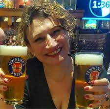 Parafulmini oggi è disco d'oro. Avevo voglia di dirtelo! Grandi Ernia,  Bresh e Zef grazie a tutti quelli che ascoltano il pezzo, ci vediamo ai  live 🙌🏻