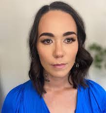 Alex Thurlow's Instagram, Twitter & Facebook