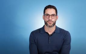 His height is 1.90 m & weight is 85 kg. Tom Ellis Personal Life Profession Wife Net Worth Height Weight Wikiodin Com