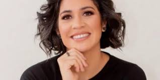 Iza Paula Arruda tem nome cotado para disputar uma vaga na Câmara Federal