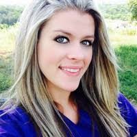 Stephanie Cashion's Instagram, Twitter & Facebook