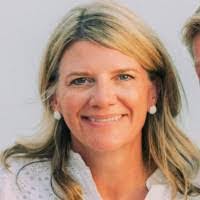 Michelle Derringer's Instagram, Twitter & Facebook