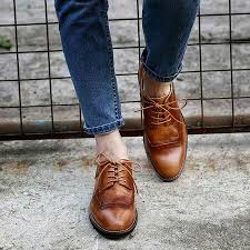 Team this outfit with black leather derby shoes to look great. Mens Vintage Fashion Leather Derby Shoes For Jeans Grimentin