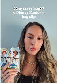 Open a mystery bag with me!! Disney Easter bag clip…. Too cuteeee🐣🌤️💛  #disney #disneybagclips #mysterytoy #mysterybag #openwithme #disneymerch  #disneyfinds #mickeymouse #disneycreator