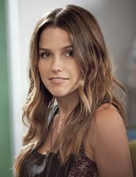 It is very elegant and wendy looks beautiful in it. Brooke Davis One Tree Hill Wiki Fandom