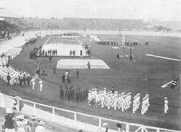 Für 2013 nur drei professional continental teams zusätzlich ein, nämlich die französischen mannschaften team europcar, sojasun und cofidis, solutions crédits. Liste Der Fahnentrager Der Olympischen Sommerspiele 1908 Wikipedia