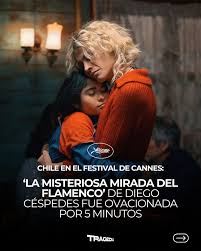 La misteriosa mirada del flamenco, ópera prima de Diego Céspedes @d.cesdi, fue presentada en la sección Un Certain Regard, dedicada a obras con miradas singulares y audaces. La proyección culminó con una