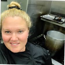 Stacy Hendrix's Instagram, Twitter & Facebook