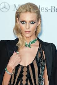 Anja rubik on pinterest | anja rubik, vogue paris and. Pin On Beauty