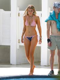 Congratulations, you've found what you are looking bella and nicole poolside fun ? Pin By Mason Lam On Beachwear Bikini Photoshoot Gigi Hadid Bikinis