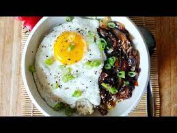 Rice Bowl Ala Mangkokku Bawang Karamel Telor Ceplok Spesial Youtube Rice Bowls Food Malaysian Food