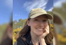 Anna Sparrow's Instagram, Twitter & Facebook