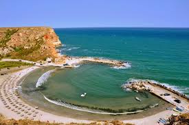 Chiar daca abia a inceput 2015 te poti gandi deja la destinatia de vacanta, asa ca iti recomandam cateva locuri cu peisaje senzationale. DestinaÅ£ii De VacanÅ£Äƒ Cele Mai Spectaculoase Si Mai PuÅ£in Cunoscute Plaje De La Marea NeagrÄƒ