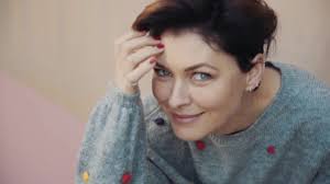 Will you show me how to style my bangs?' are encouraging, says david d. Emma Willis Spring Edit Style Q A Next Youtube