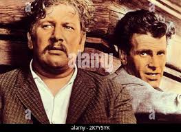 Peter Ustinov & M Schell Film: Topkapi (1964) Characters: Arthur Simon  Simpson & Director: Jules Dassin 02 September 1964 **WARNING** This  Photograph is for editorial use only and is the copyright of UNITED ARTISTS  and/or the Photographer ...