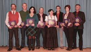 Check spelling or type a new query. Neues Krippenbuch In Oberlienz Prasentiert Osttirol Heute At