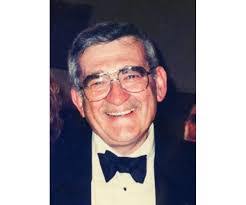 Peter Knickerbocker's Instagram, Twitter & Facebook