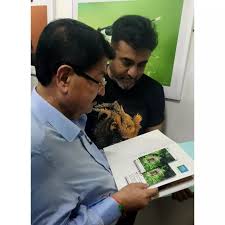 Well, the show has just kick started with a great opening ceremony of the  1st Wildlife Photography Group Exhibition at CEE Gallery that was launched  today, and the exhibition was inaugurated @mpparimal