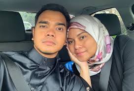 Ustadz ebit lew ~ceramahin transgender bertaubat dari sandakan malaysia. Isteri Adalah Harta Buat Suami Bimbinglah Mereka Ini Pesanan Ustaz Ebit Lew Pesona Pengantin