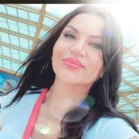 100+ profilů „Xhafa“