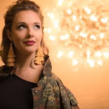 Ruby Wood Artist Profile