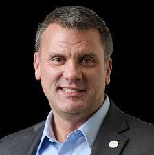 Jason Sankey's Instagram, Twitter & Facebook