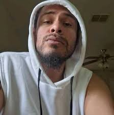 how to find a prison boyfriend?