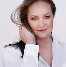 Krista Doherty's Instagram, Twitter & Facebook