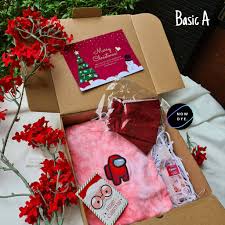 Anda bisa lo memberi produk yang bisa meningkatkan kesehatan rekan kerja. Paket Natal Kado Natal Christmas Box Snack Box Christmas Hampers Tukar Kado Isi Banyak Banget Shopee Indonesia