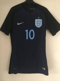 Aliexpress'teki en yeni england men suit 2018 fırsatlarını yakalayın. England Third Football Shirt 2017 2018