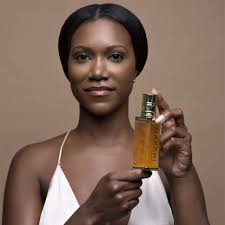 Suero reparador y clarificante de la piel