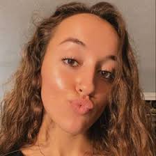 Molly Pierce (mollypierce_)