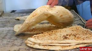 بالصور التميس السعودي على سفرة الغزيين